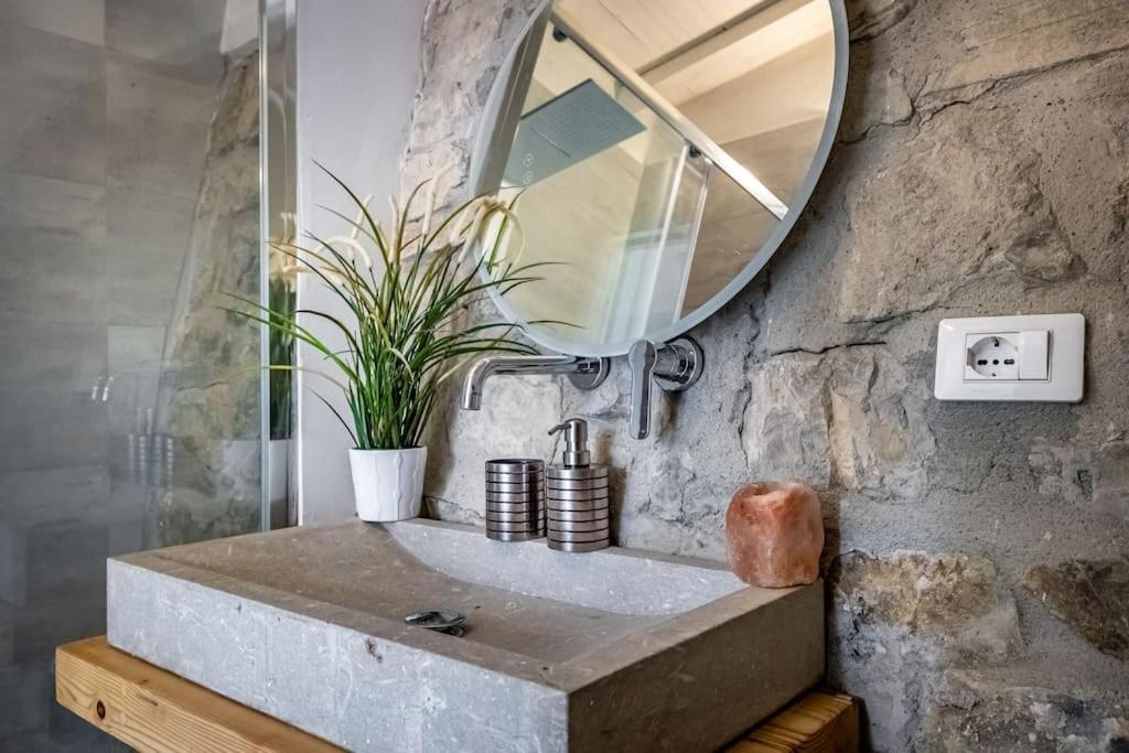 Luxury Limonaia With Jacuzzi Near Florence San Jacopo al Girone Экстерьер фото